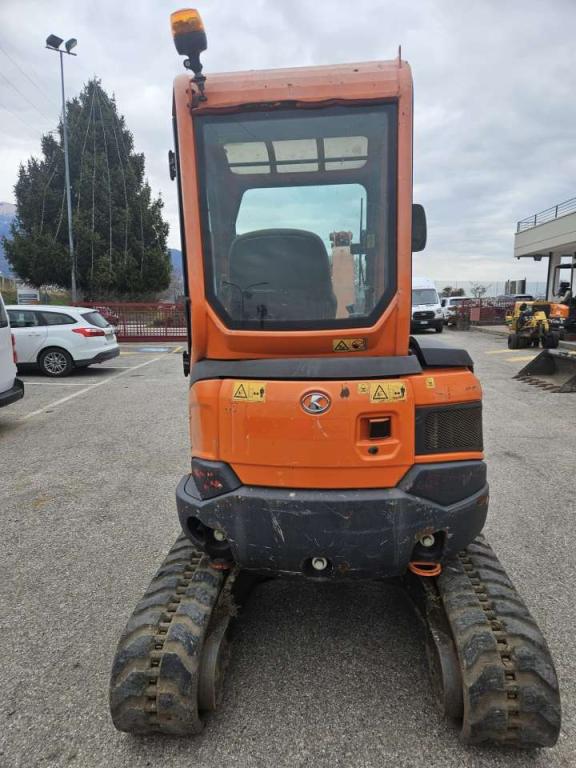 Kubota U27-4 Photo 4