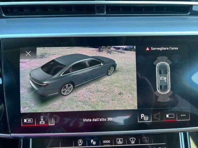AUDI A8 Photo 10