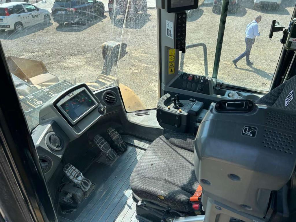 Caterpillar 972M Photo 4