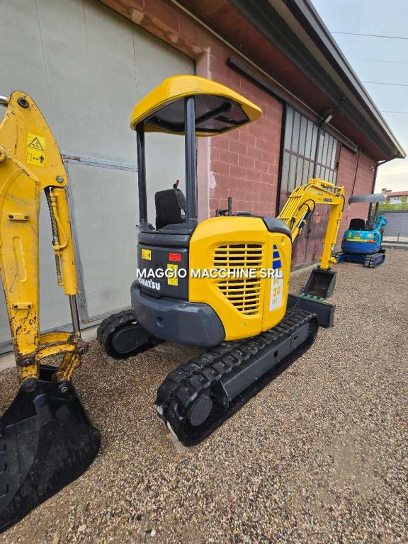 Komatsu PC30 MR-2 Photo 3