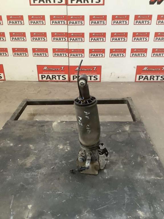Sospensione posteriore cabina pour Volvo FH16 550 Photo 2