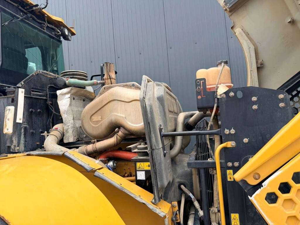 Caterpillar 950M Photo 11
