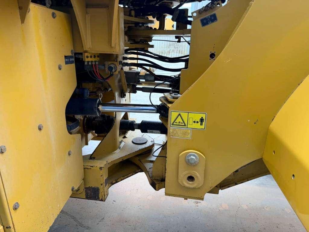 Caterpillar 950M Photo 14