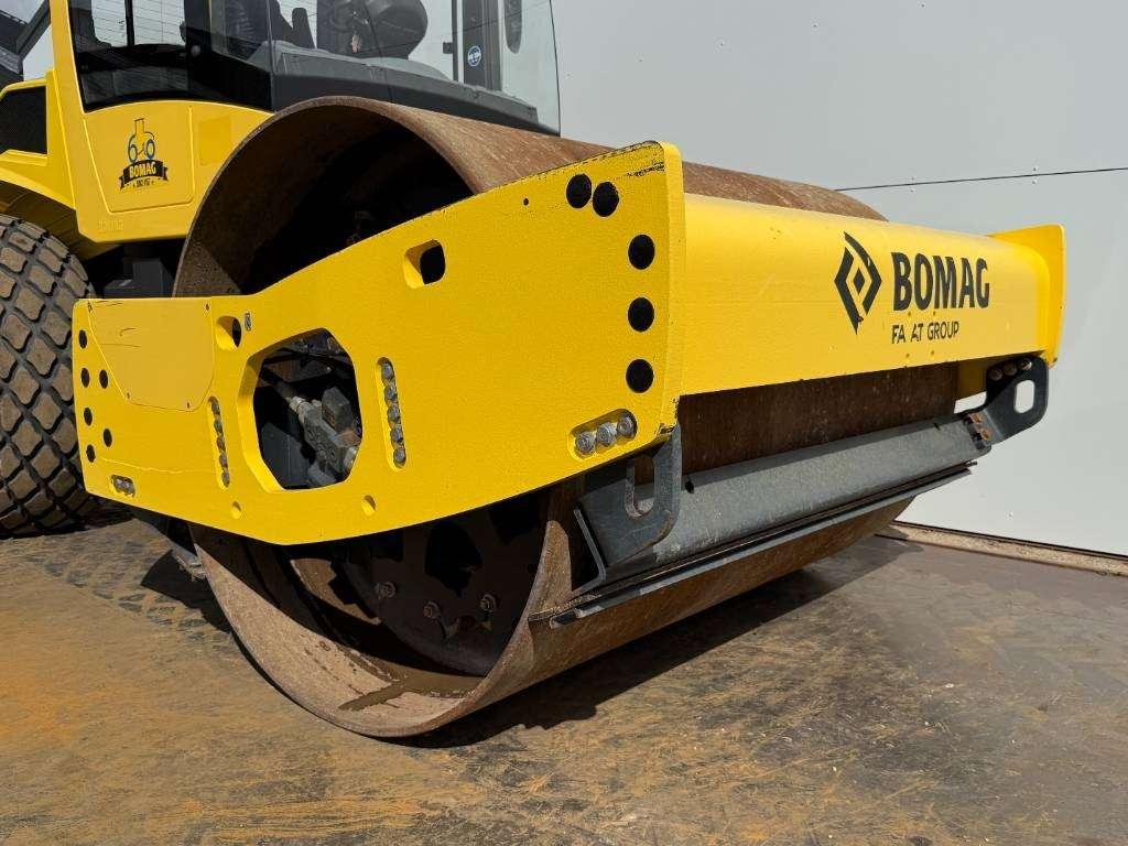 Bomag BW211DH-5 - German Machine / Only 1311 Hours Photo 18