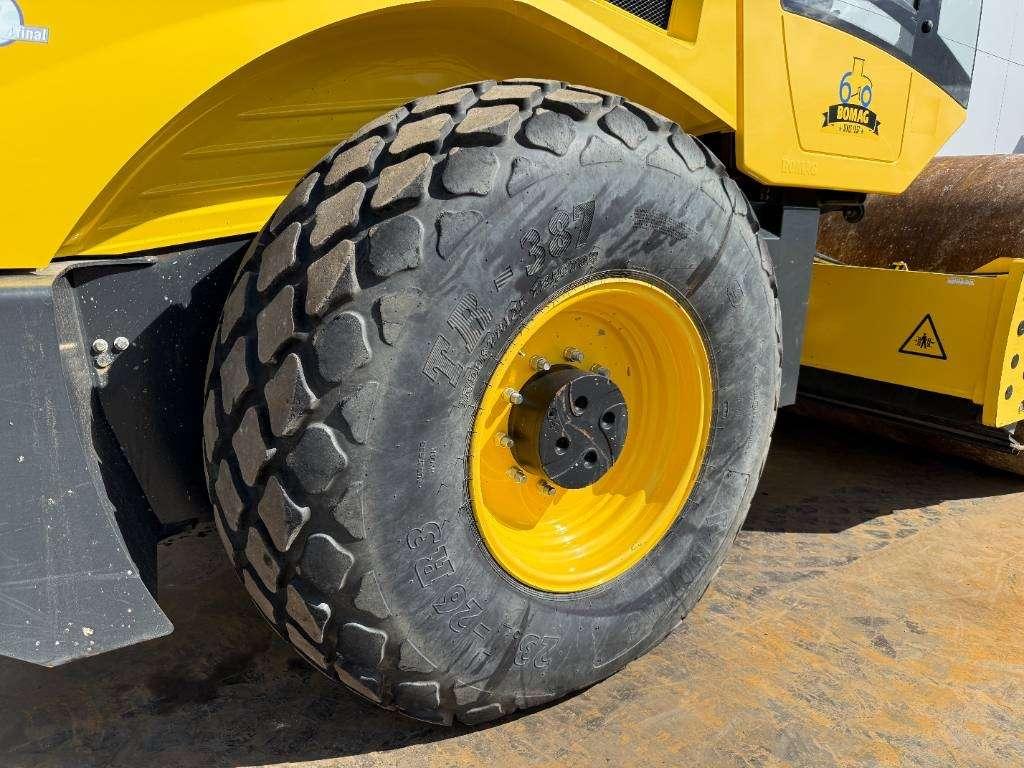 Bomag BW211DH-5 - German Machine / Only 1311 Hours Photo 23