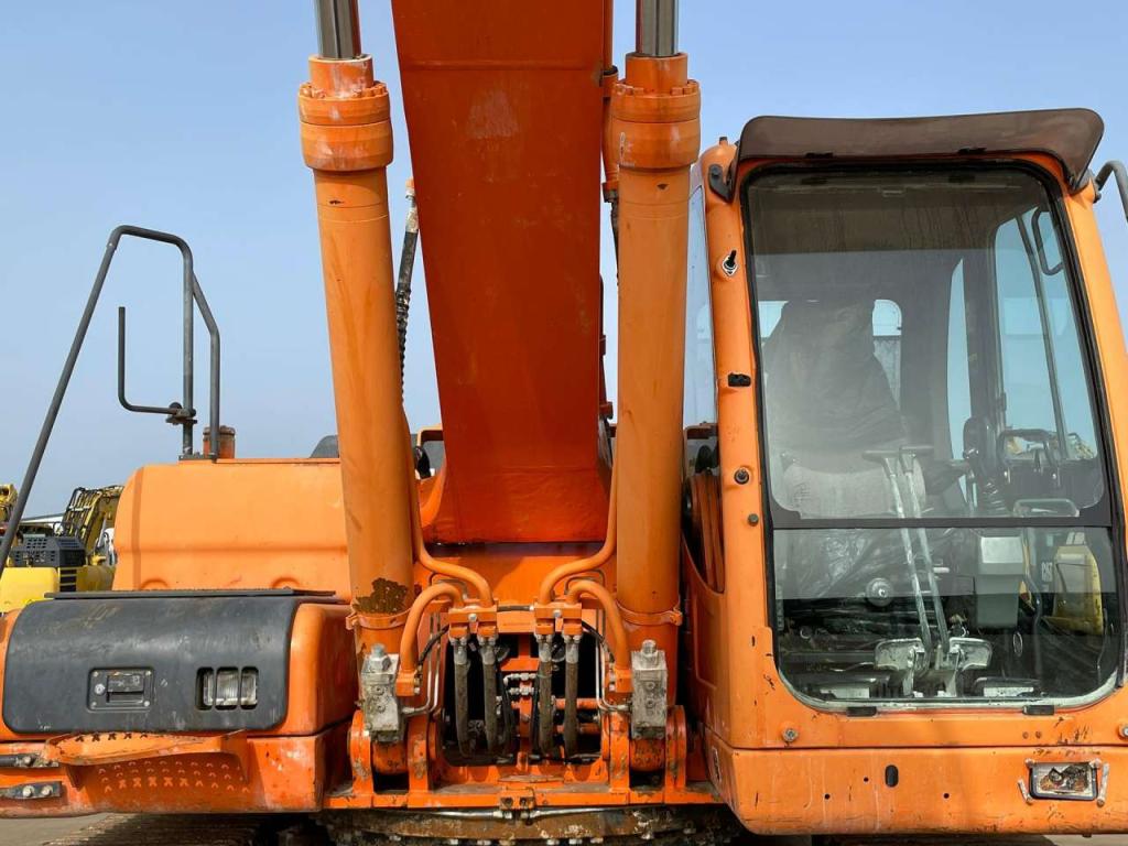Doosan DX300LC Photo 10
