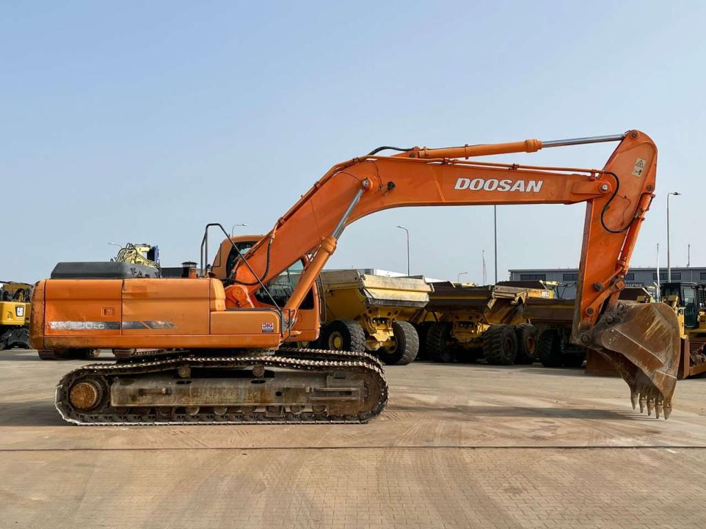 Doosan DX300LC Photo 6