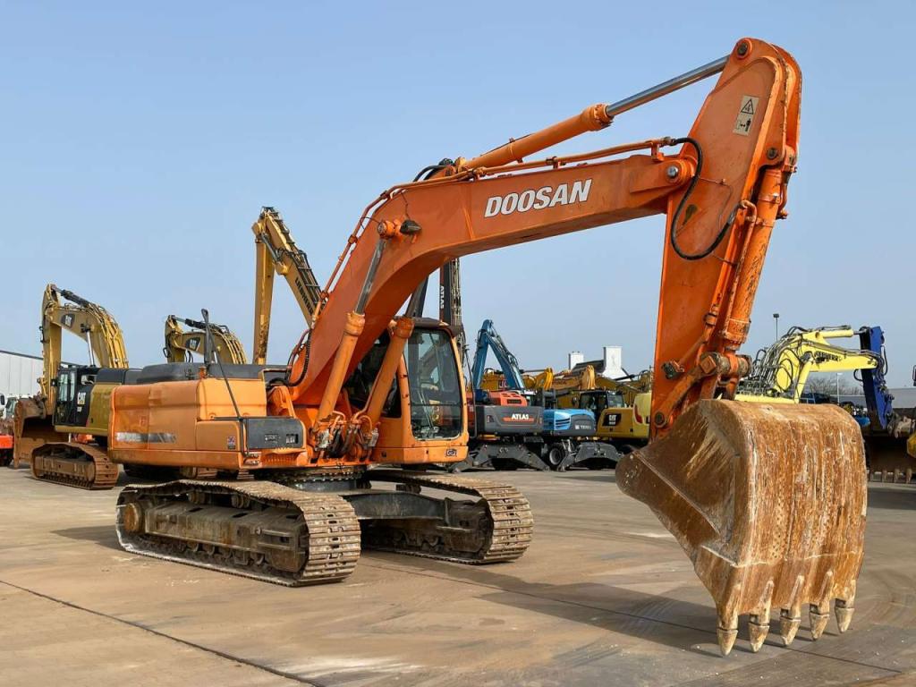 Doosan DX300LC Photo 7