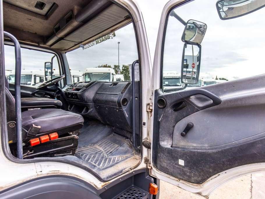 Mercedes-Benz ATEGO 1217 Photo 17