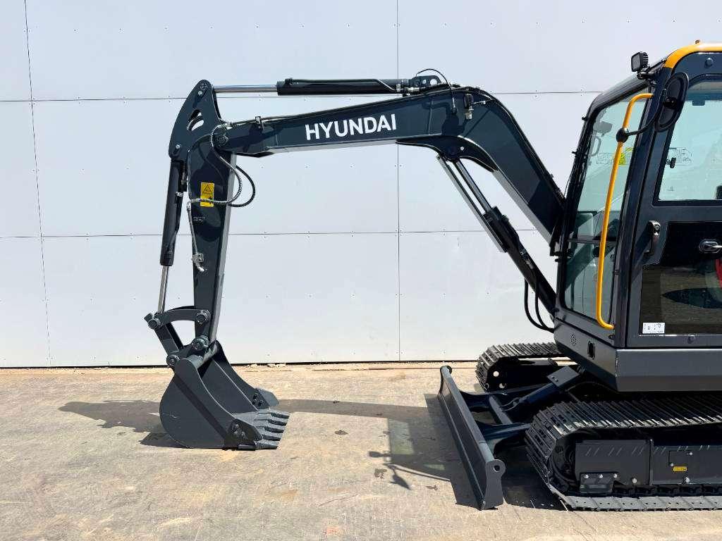 Hyundai HX60 G - BRAND NEW / Hammer Lines / Blade Photo 10