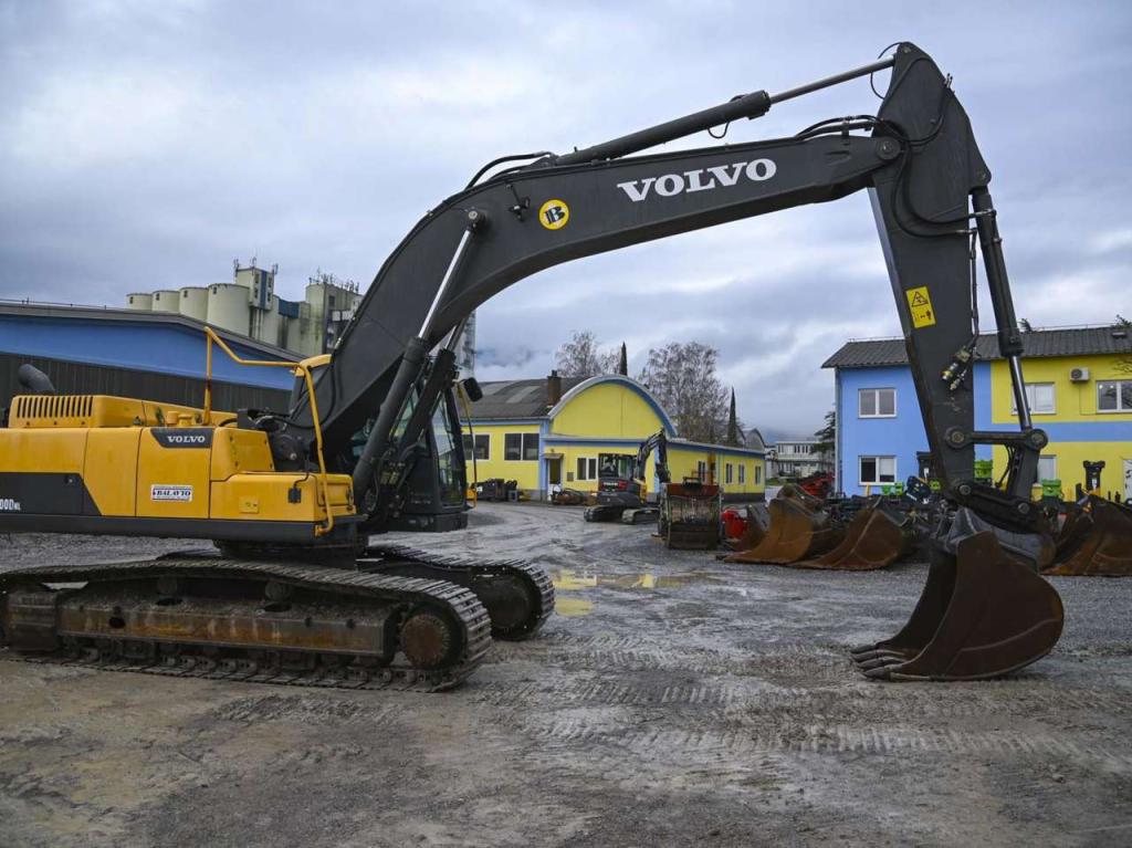 Volvo EC300D NL Photo 6