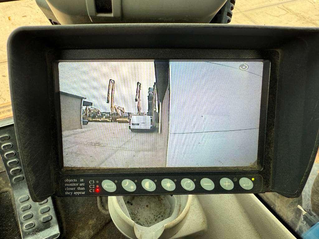 Hitachi ZX250LC-6 - Isuzu - Hammer Lines / Isuzu Engine Photo 10