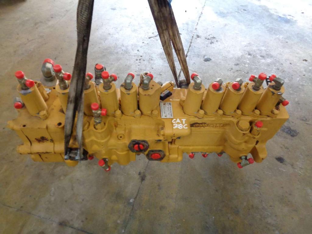 Distributeur hydraulique pour Caterpillar 318 C Photo 3