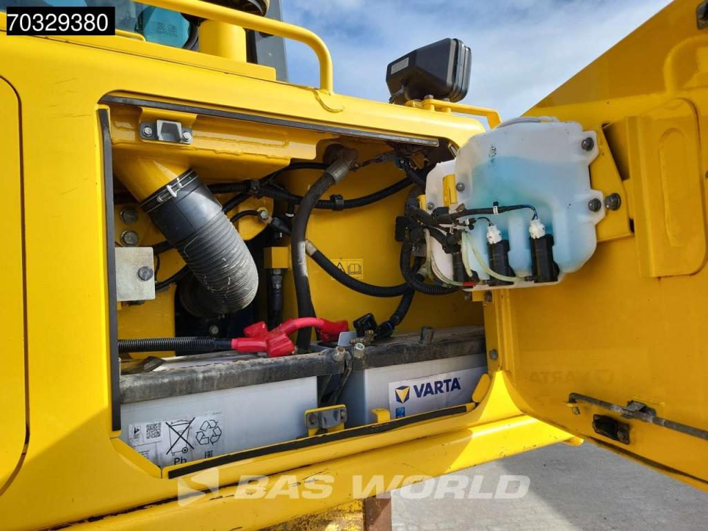 Komatsu D65 PX -18 Photo 17