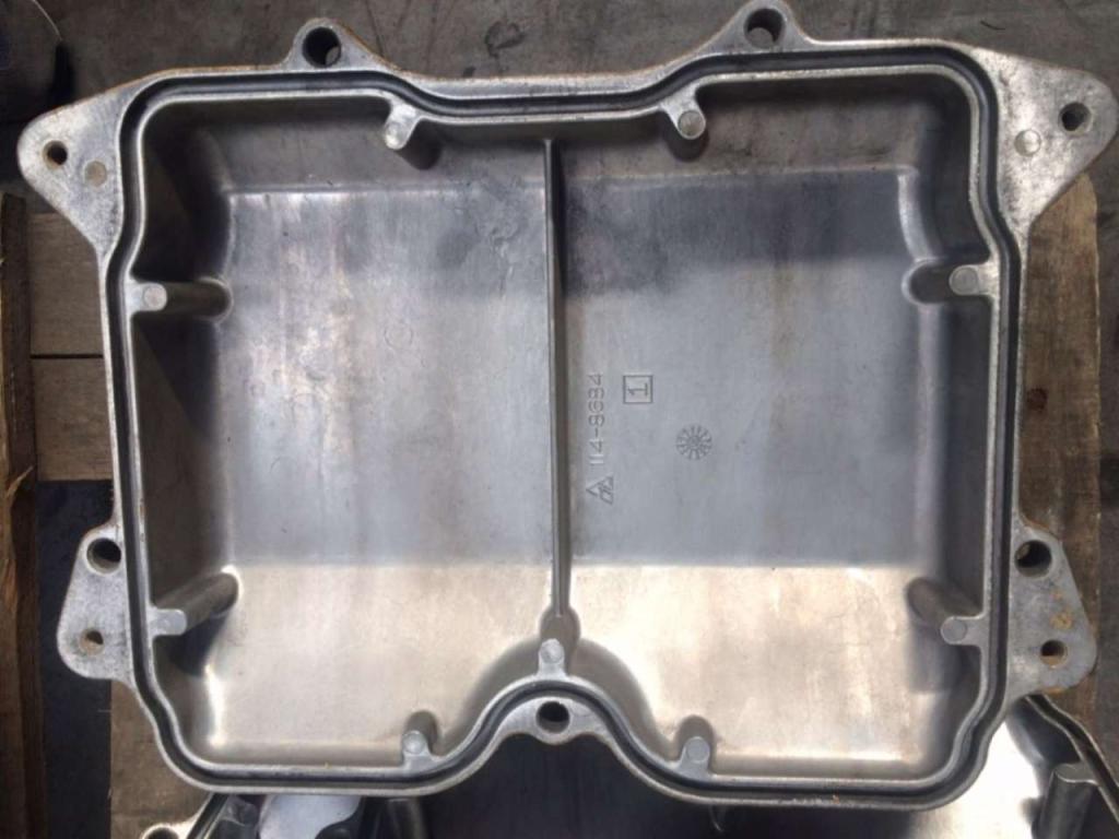 Couvercle de culbuteurs pour Caterpillar 3412 Photo 1