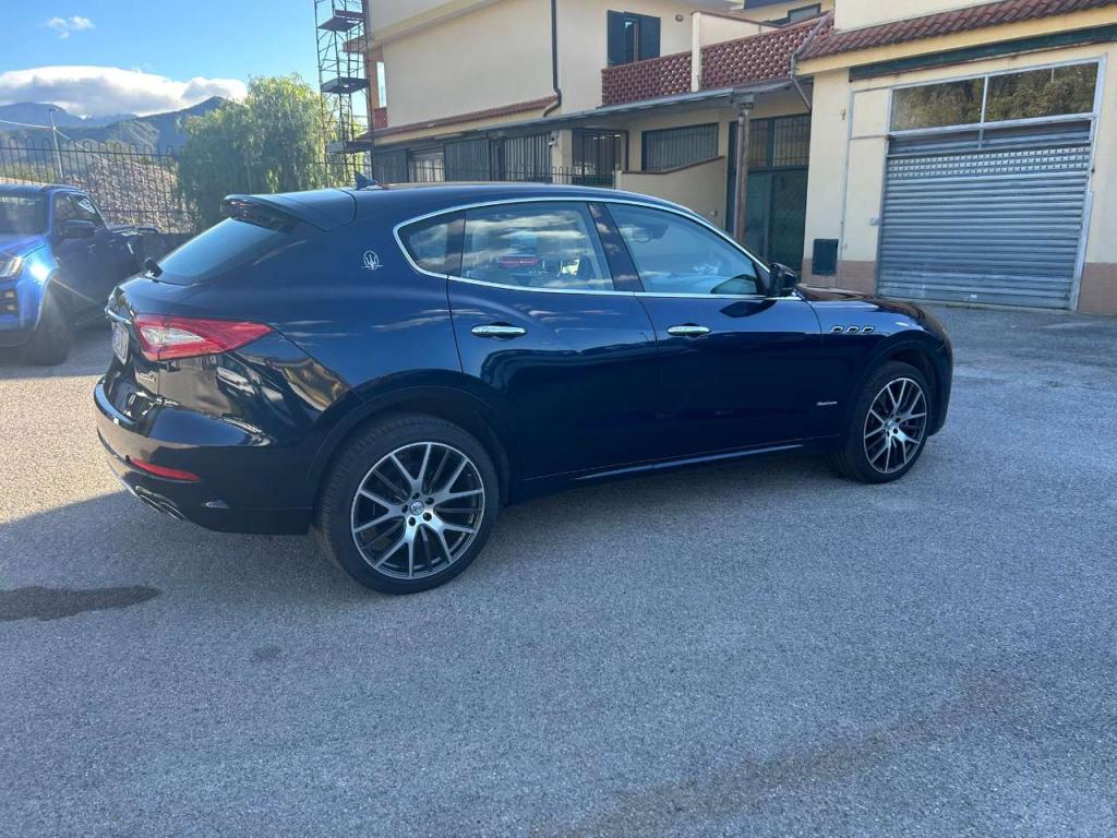 Maserati Levante Granlusso 3.0V6 Photo 16