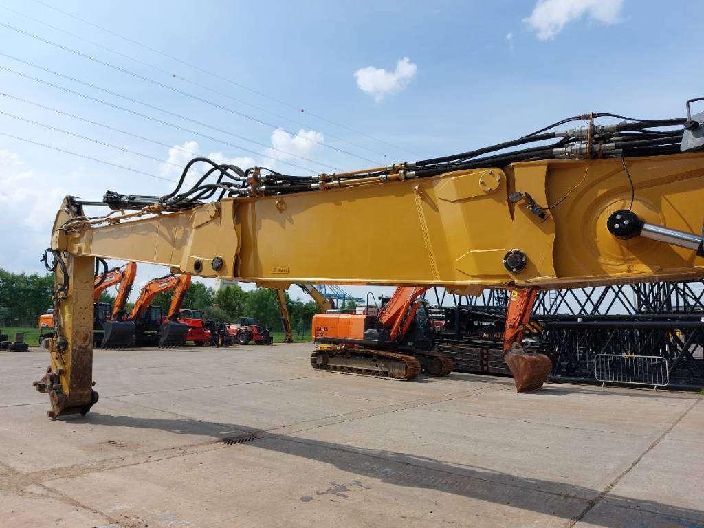 Caterpillar 352FLXE MHD (17m demolition) Photo 18
