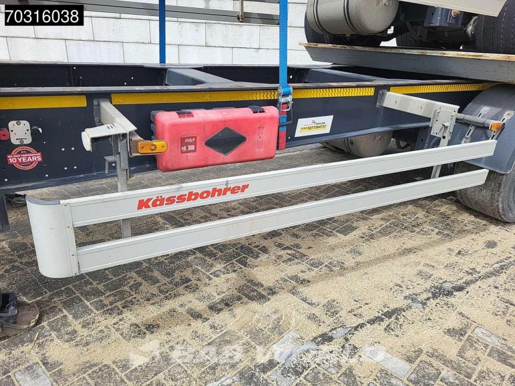 Kässbohrer 3 axles Photo 24