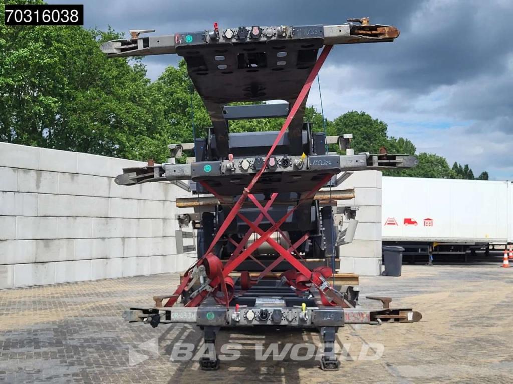 Kässbohrer 3 axles Photo 6