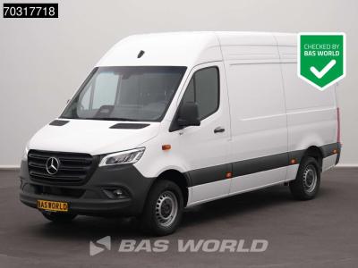 Mercedes-Benz Sprinter 317 CDI Automaat 2025 Model LED L2H2 Navi Airco Cruise Camera MBUX CarPlay Parkeersensoren en vente par BAS World B.V.