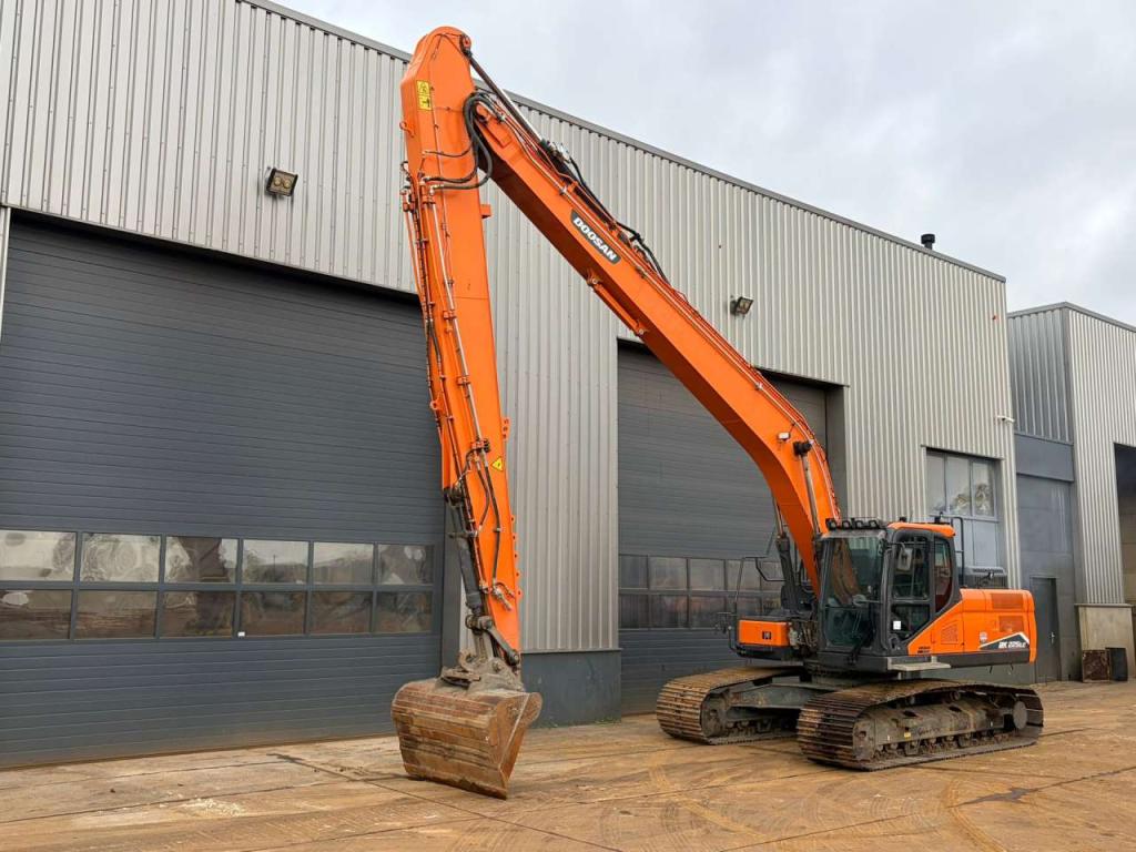 Doosan DX225LC-7 Photo 2