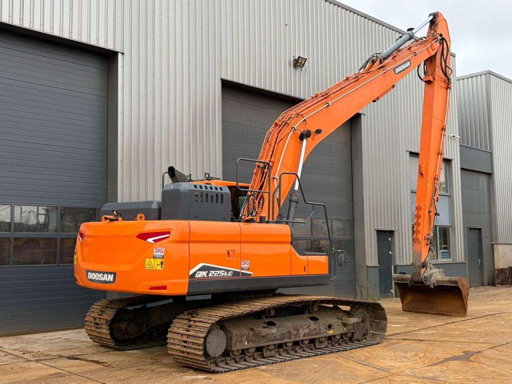 Doosan DX225LC-7 Photo 5