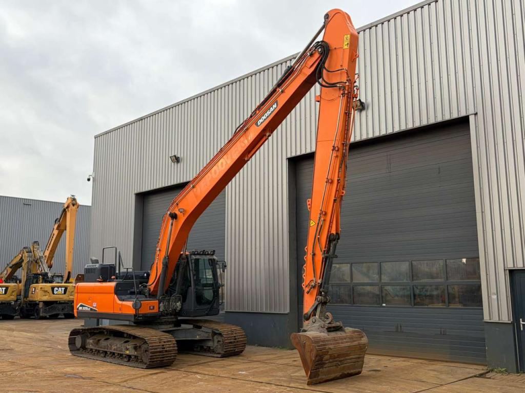 Doosan DX225LC-7 Photo 7