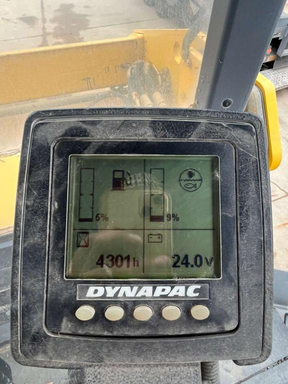 Dynapac CC4200 Photo 14