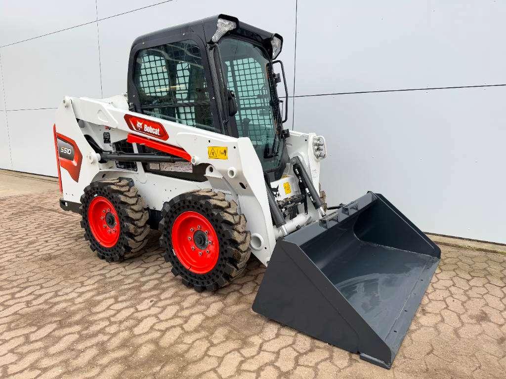 Bobcat S510 - New / Unused / Closed Cabine / AC Photo 6