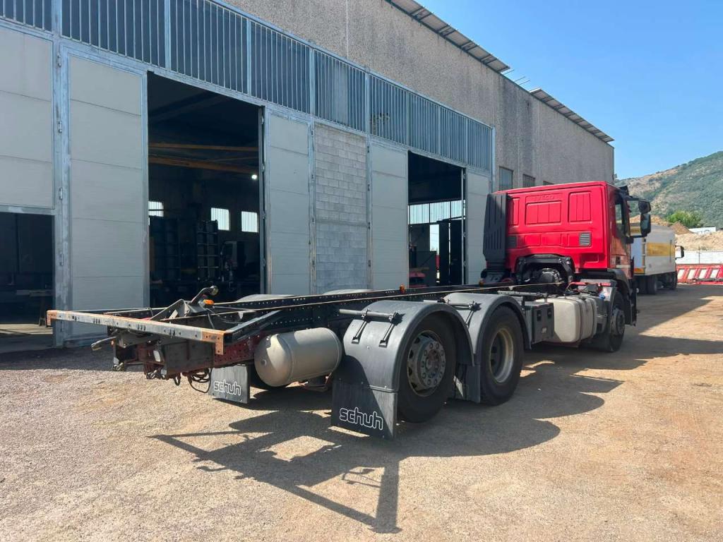 Iveco STRALIS HI-STREET 260S31 Photo 10