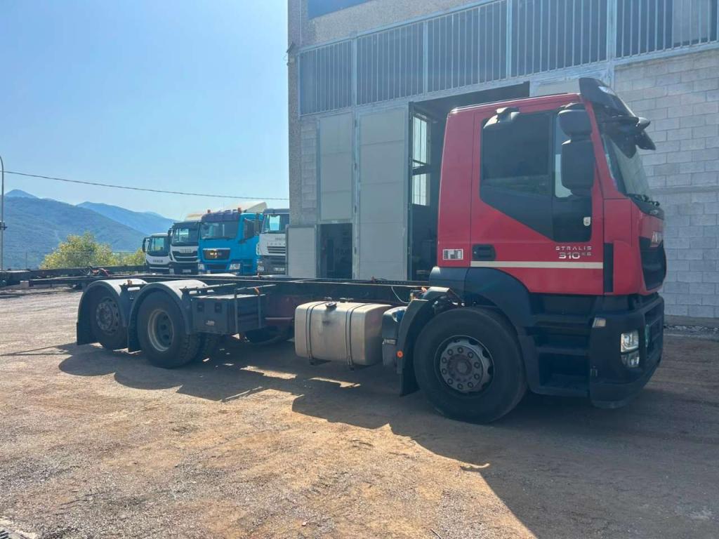 Iveco STRALIS HI-STREET 260S31 Photo 8