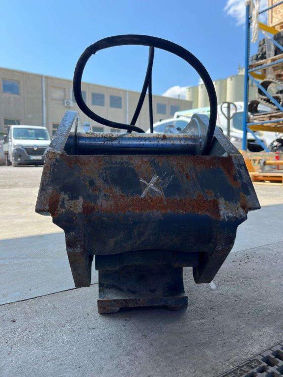 BQCO6-65 for 13-17 ton excavators Attache rapide hydraulique Photo 7