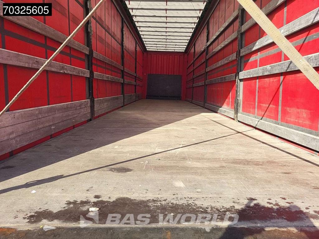 Krone SD Lift Axle Sliding Roof Photo 10