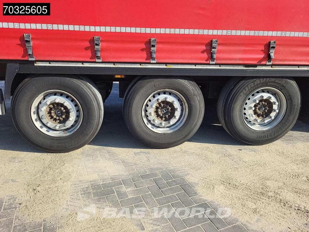 Krone SD Lift Axle Sliding Roof Photo 13