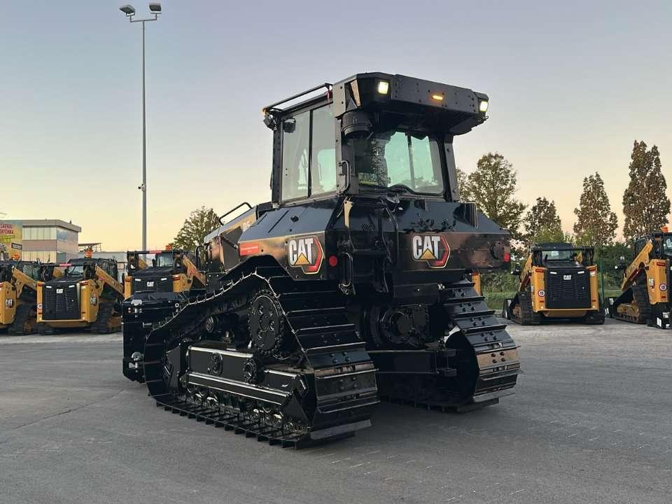 Caterpillar D5 Photo 3
