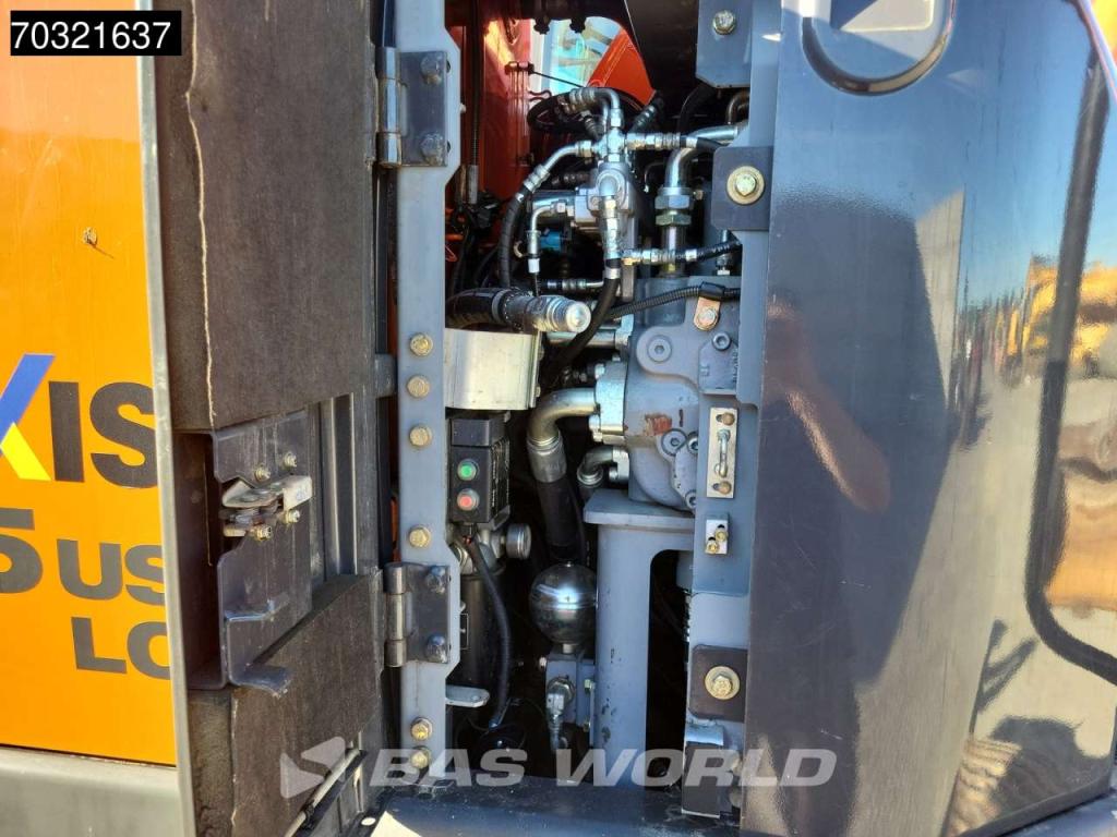 Hitachi ZX225 USLC-5B Photo 19