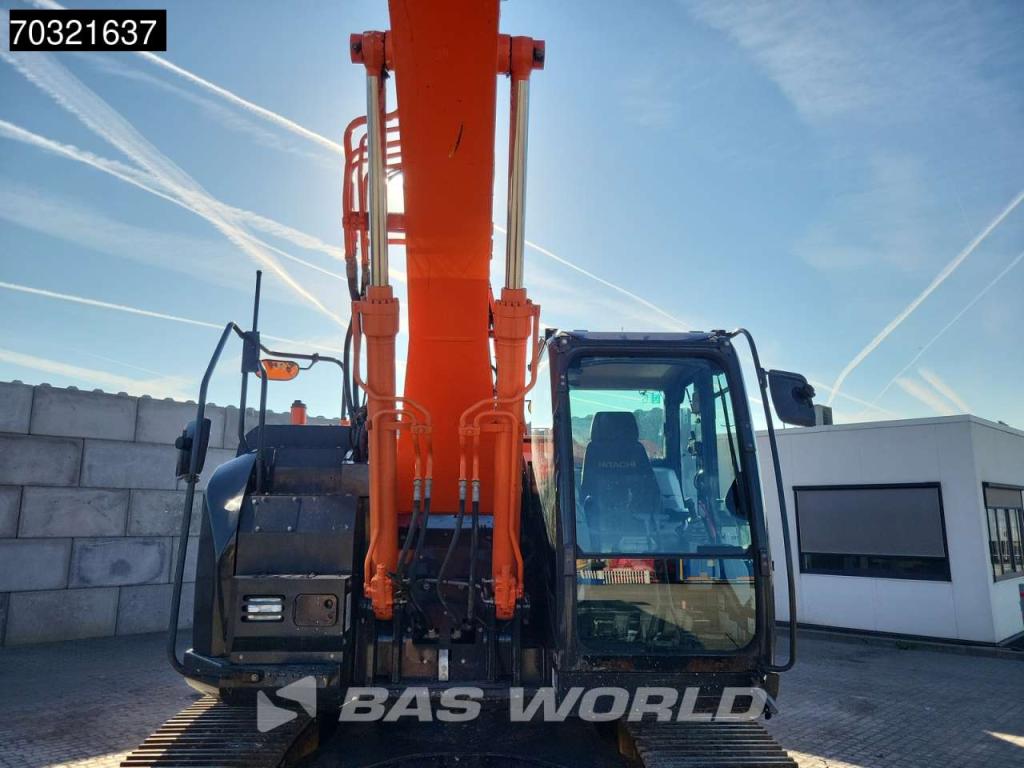 Hitachi ZX225 USLC-5B Photo 8