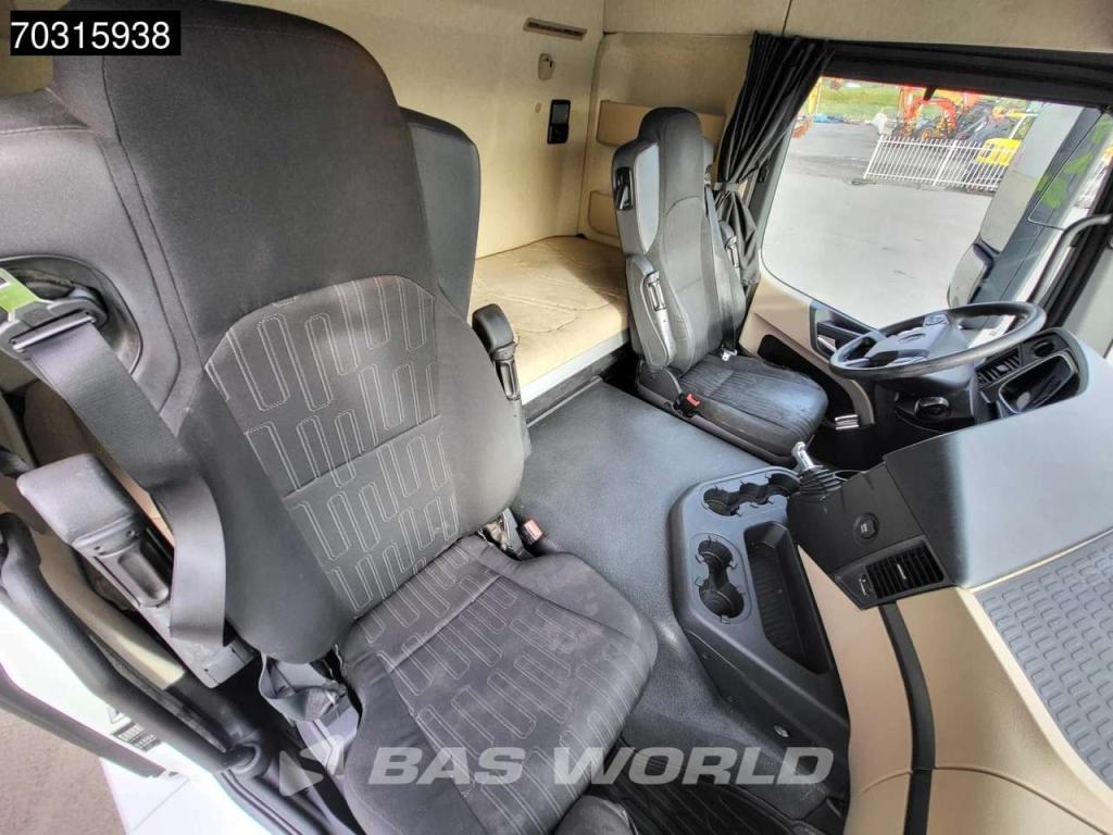 Mercedes-Benz Actros 1843 4X2 ClassicSpace Retarder Photo 24