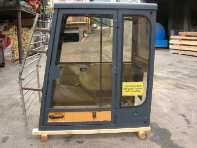 Cabine pour Case serie 88 en vente par PRV Ricambi Srl