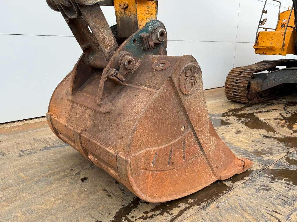 Liebherr R946LC - Automatic Greasing / Rear + Side Camera Photo 20
