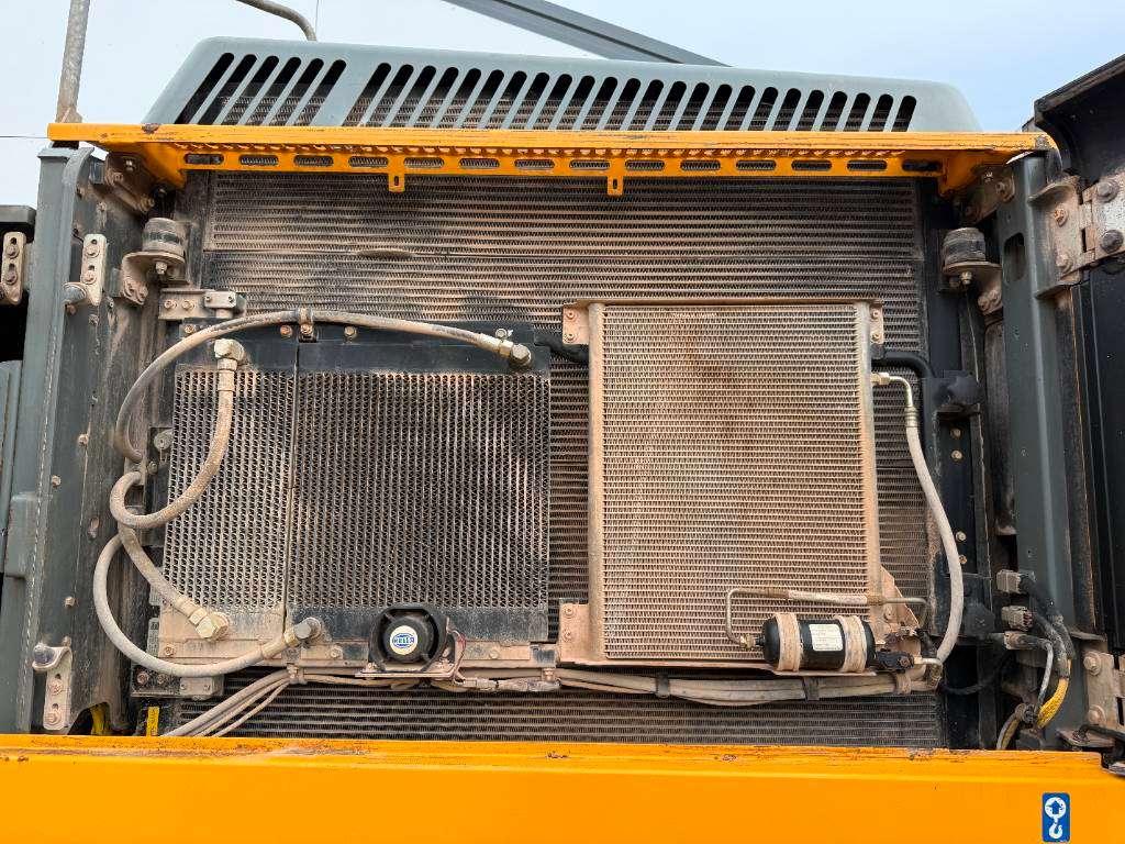 Liebherr R946LC - Automatic Greasing / Rear + Side Camera Photo 29