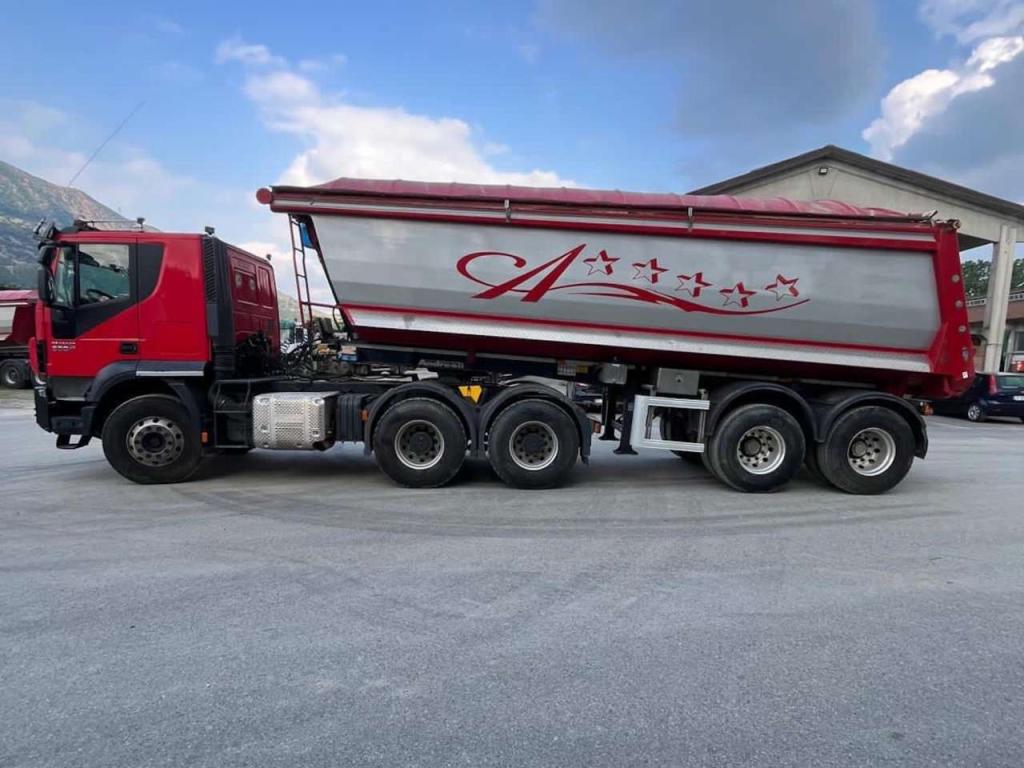 Iveco 500E5 Photo 2