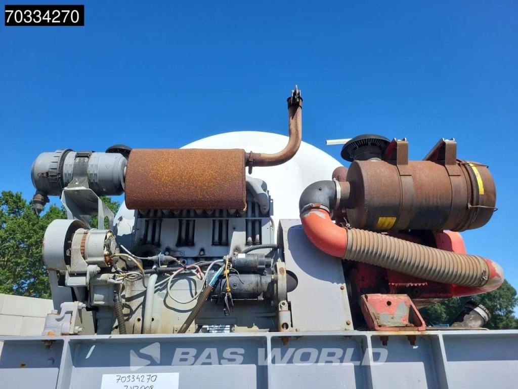 ZVVZ NCG 40 3 axles Photo 8