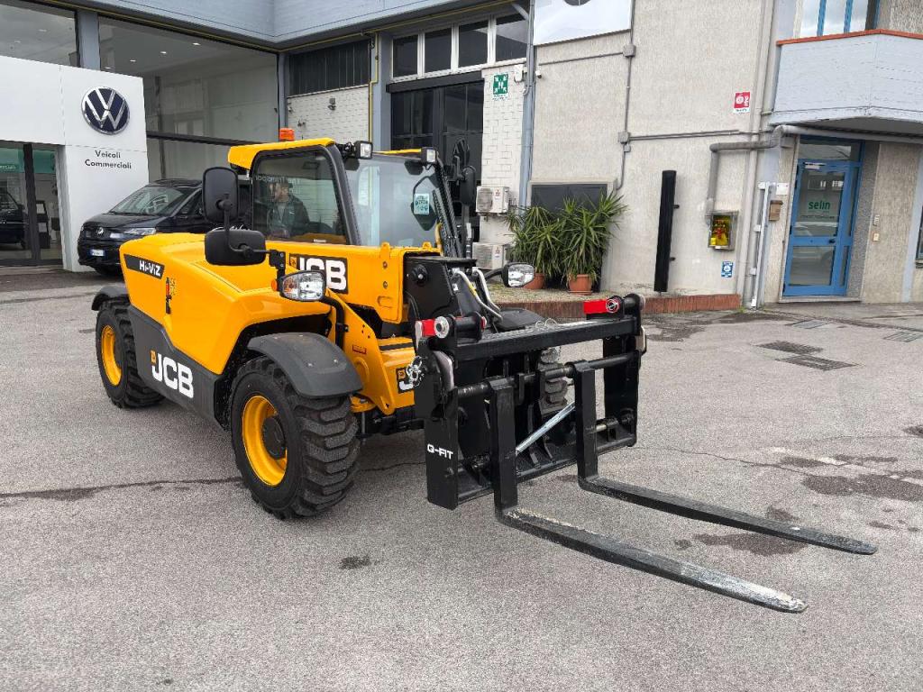 JCB 525-60 Hi-Viz Photo 10