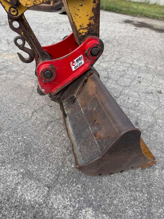 Caterpillar m312 Photo 4