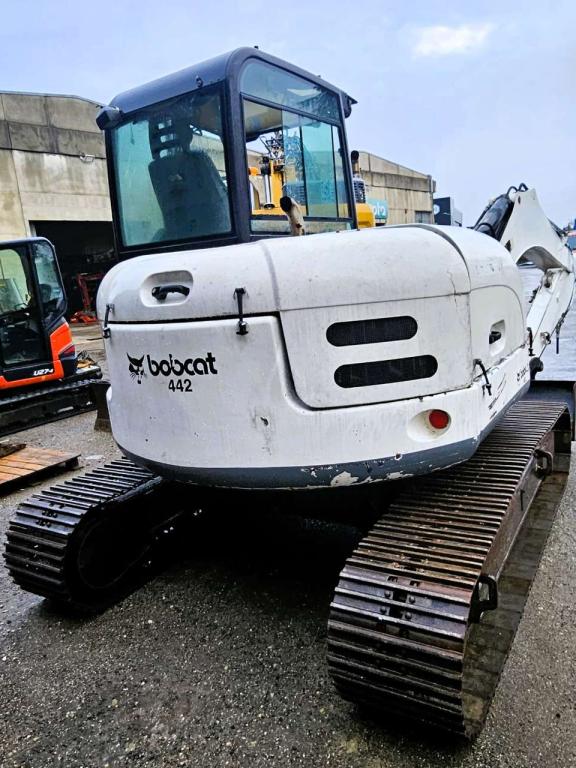 Bobcat 442-B Photo 1