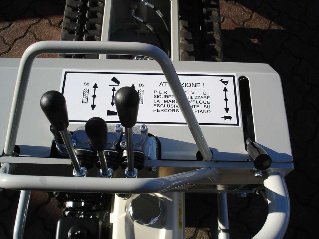 Rotair RAMPICAR R60 HONDA DUMPER Photo 7