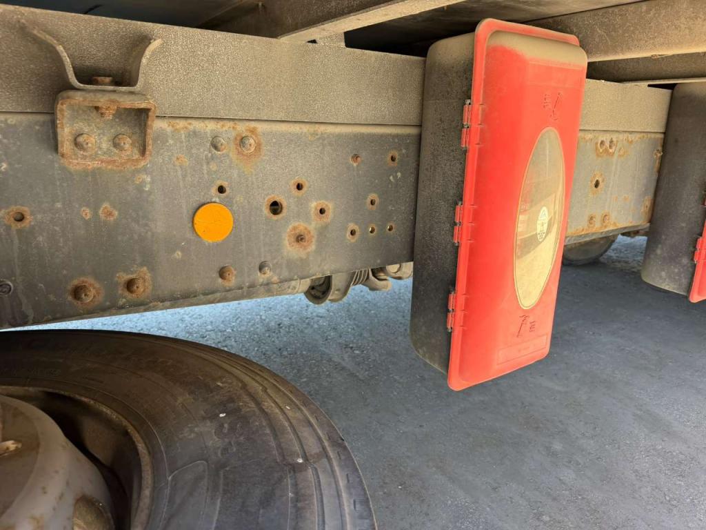 Iveco EUROCARGO 180E25 Photo 11