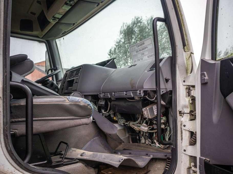 Renault PREMIUM 320 Photo 8