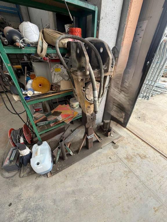 Fiat Hitachi FB200 Photo 7